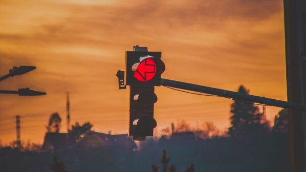 sanción de tráfico anulada por Eurosistema multa de tráfico por captación de semáforo en rojo