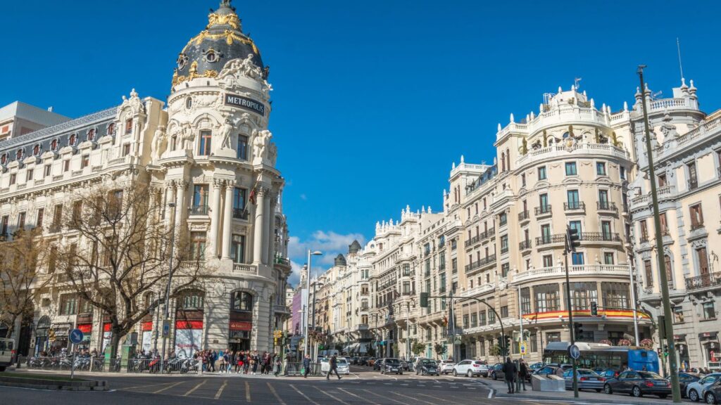 Zona de Bajas Emisiones en Madrid relacionada con multas ZBE anuladas por errores administrativos